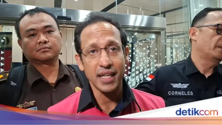 Hakim: Sidang Nadiem Makarim Ditunda Lagi hingga 5 Januari 2026 karena Kondisi Sakit