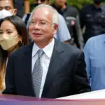 Hakim: “Tidak Ada Ketetapan Hukum untuk Tahanan Rumah di Malaysia,” Tolak Permohonan Najib Razak
