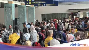 Hindari Kepadatan dan Kehabisan Tiket, Pekerja Pilih Mudik Nataru Lebih Awal dari Stasiun Pasar Senen