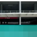 Hiruk Pikuk Akhir Tahun di GBK: Warga Padati Kawasan Olahraga, Antrean Kafe Mengular