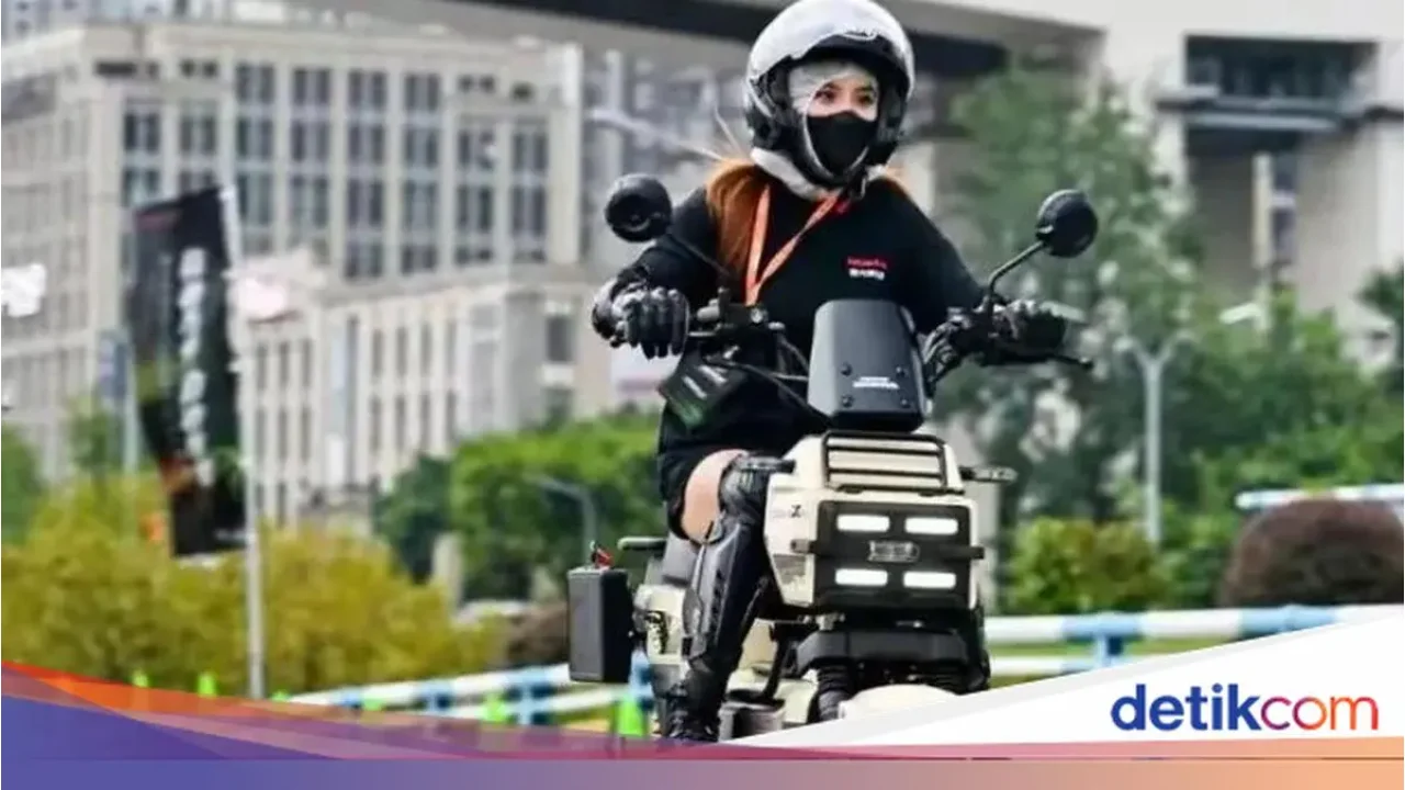 Honda Luncurkan Skutik Petualang Square X125 di China, Klaim Irit BBM 59 Km/Liter Honda Luncurkan Skutik Petualang Square X125 di China, Klaim Irit BBM 59 Km/Liter