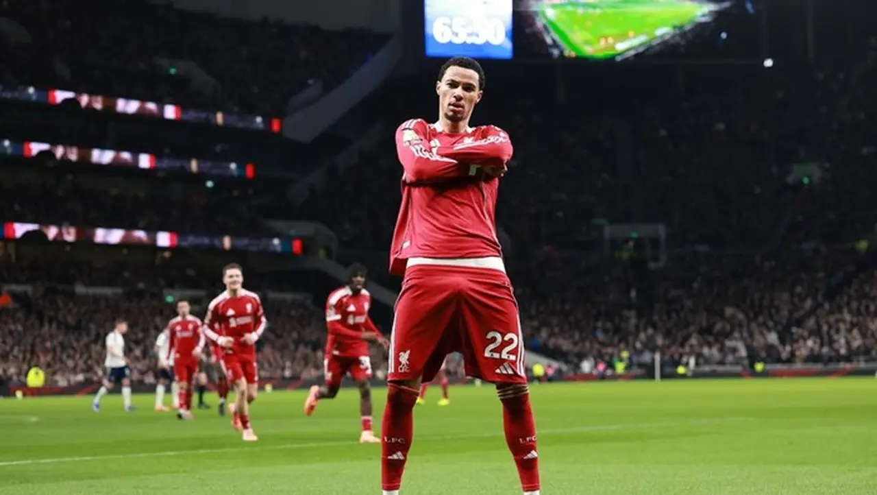 Hugo Ekitike Jadi Rekrutan Paling Produktif Liverpool, Wayne Rooney Beri Pujian Tinggi