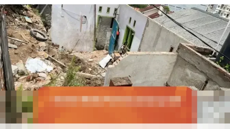 Hujan Deras Picu Longsor di Kebon Jeruk Bandar Lampung, Dua Rumah Rusak Parah