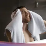 Hukum Melafalkan Niat Mandi Taubat di Kamar Mandi: Cukup Hati atau Perlu Lisan?