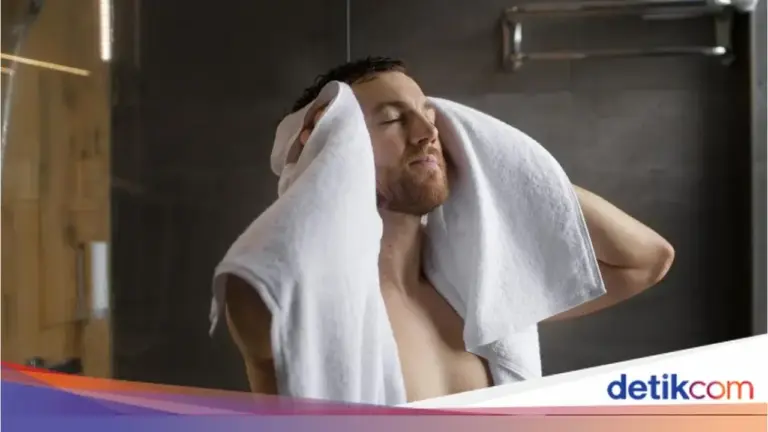 Hukum Melafalkan Niat Mandi Taubat di Kamar Mandi: Cukup Hati atau Perlu Lisan?