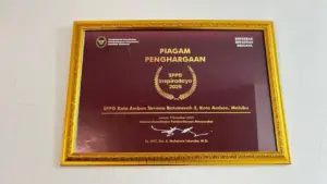 SPPG Polda Maluku Raih Penghargaan SPPG Inspiradaya 2025 dari Menko PM