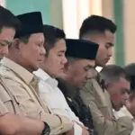 Prabowo Salat Jumat Bersama Pengungsi Aceh, Dengarkan Aspirasi Langsung Warga Terdampak Bencana
