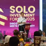 Luhut Kritik UGM: Fokus Studi Bawang Putih, Bukan Ijazah Palsu Jokowi