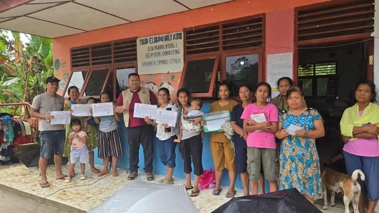 Dirjen Dukcapil Teguh Setyabudi Pimpin Tim Layani Dokumen Kependudukan di Daerah Bencana