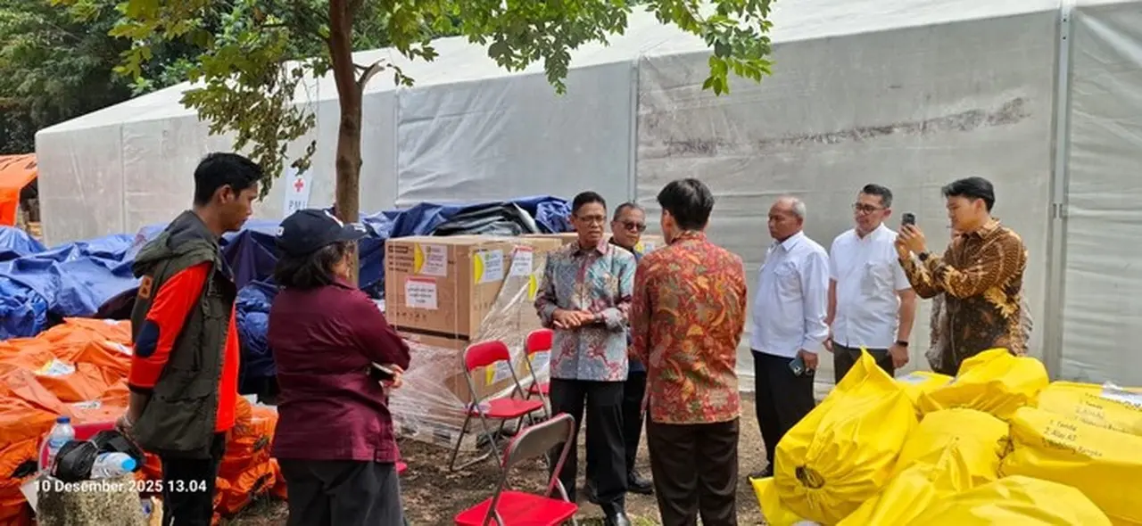 ESDM, SKK Migas, dan KKKS Salurkan 12 Ton Bantuan untuk Korban Banjir Aceh, Sumut, dan Sumbar ESDM, SKK Migas, dan KKKS Salurkan 12 Ton Bantuan untuk Korban Banjir Aceh, Sumut, dan Sumbar
