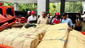 Andre Rosiade Pastikan 1.000 Dumbag PT Semen Padang untuk Tanggap Darurat Banjir Solok