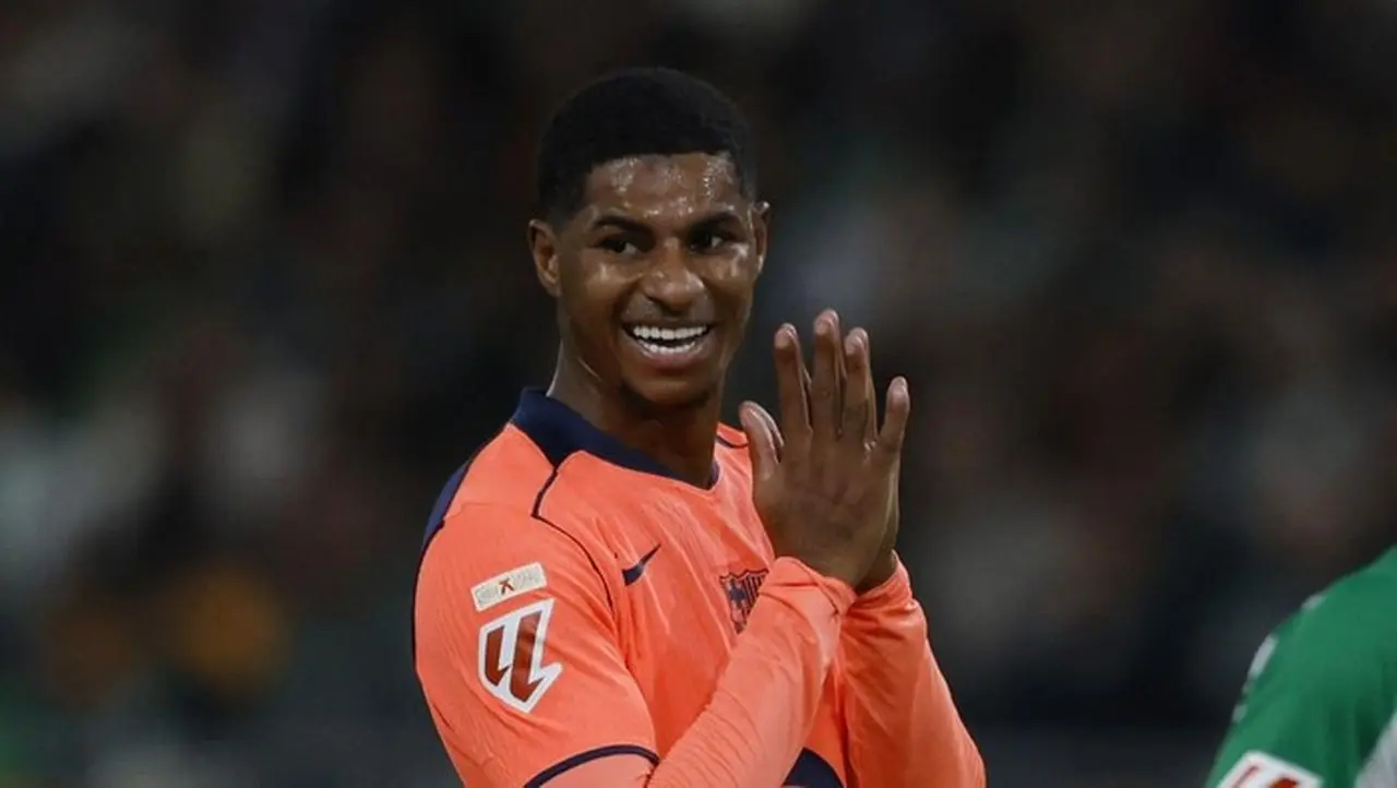 Marcus Rashford Tak Mengeluh Dicadangin, Hansi Flick Puji Profesionalisme Top