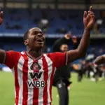 Perebutan Noah Sadiki: Manchester United dan Chelsea Adu Gelandang Muda Sunderland
