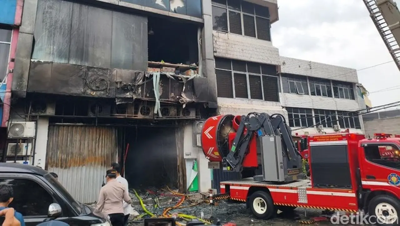 19 Jiwa Selamat dari Kebakaran Gedung Terra Drone, 22 Tewas