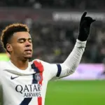 Drama 5 Gol: PSG Taklukkan Metz 3-2, Kokoh di Puncak Klasemen Liga Prancis
