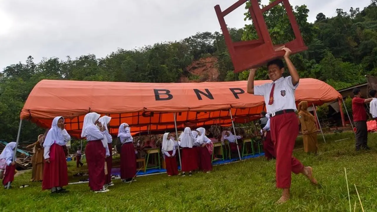 JPPI Desak Kurikulum Darurat Bencana Segera Disusun, Pendidikan Tak Boleh Berhenti