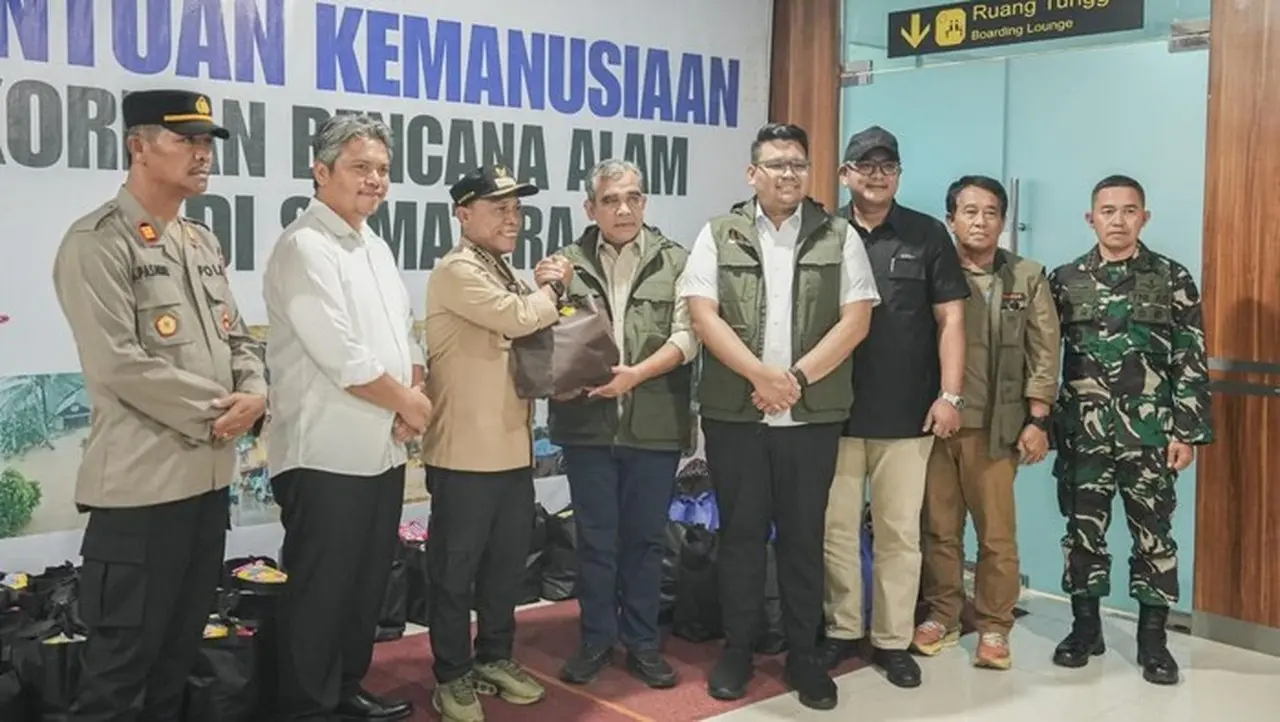 Ahmad Muzani Salurkan 5.000 Paket Bantuan untuk Korban Bencana di Tiga Kabupaten Sumut