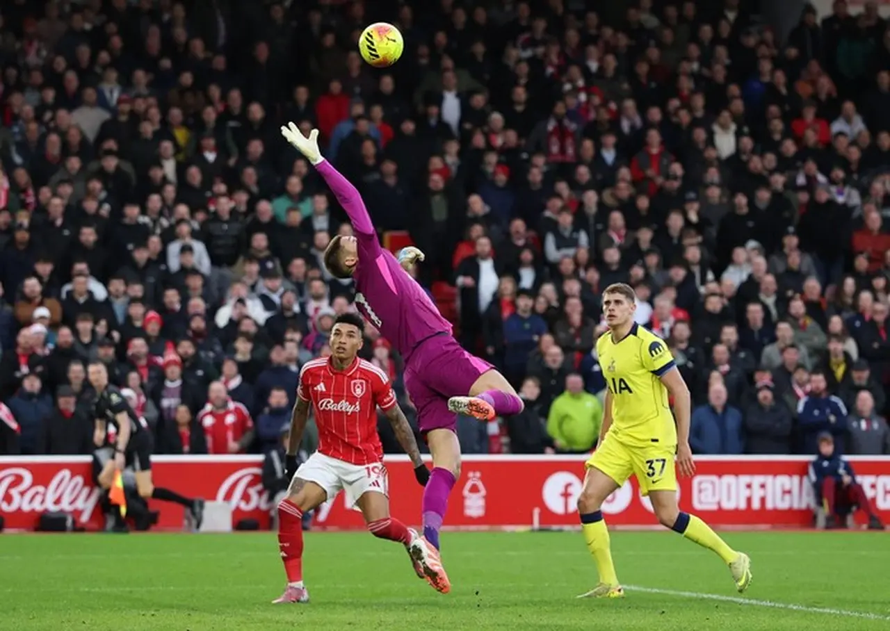Nottingham Forest Gebuk Tottenham Hotspur 3-0, Callum Hudson-Odoi Cetak Brace Nottingham Forest Gebuk Tottenham Hotspur 3-0, Callum Hudson-Odoi Cetak Brace