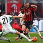 Jay Idzes Tampil Solid, Sassuolo Berhasil Tahan Imbang AC Milan 2-2 di San Siro