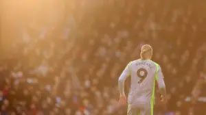 Erling Haaland Makin Tajam, Cetak Brace ke Gawang Crystal Palace, Puncaki Top Skor Liga Inggris