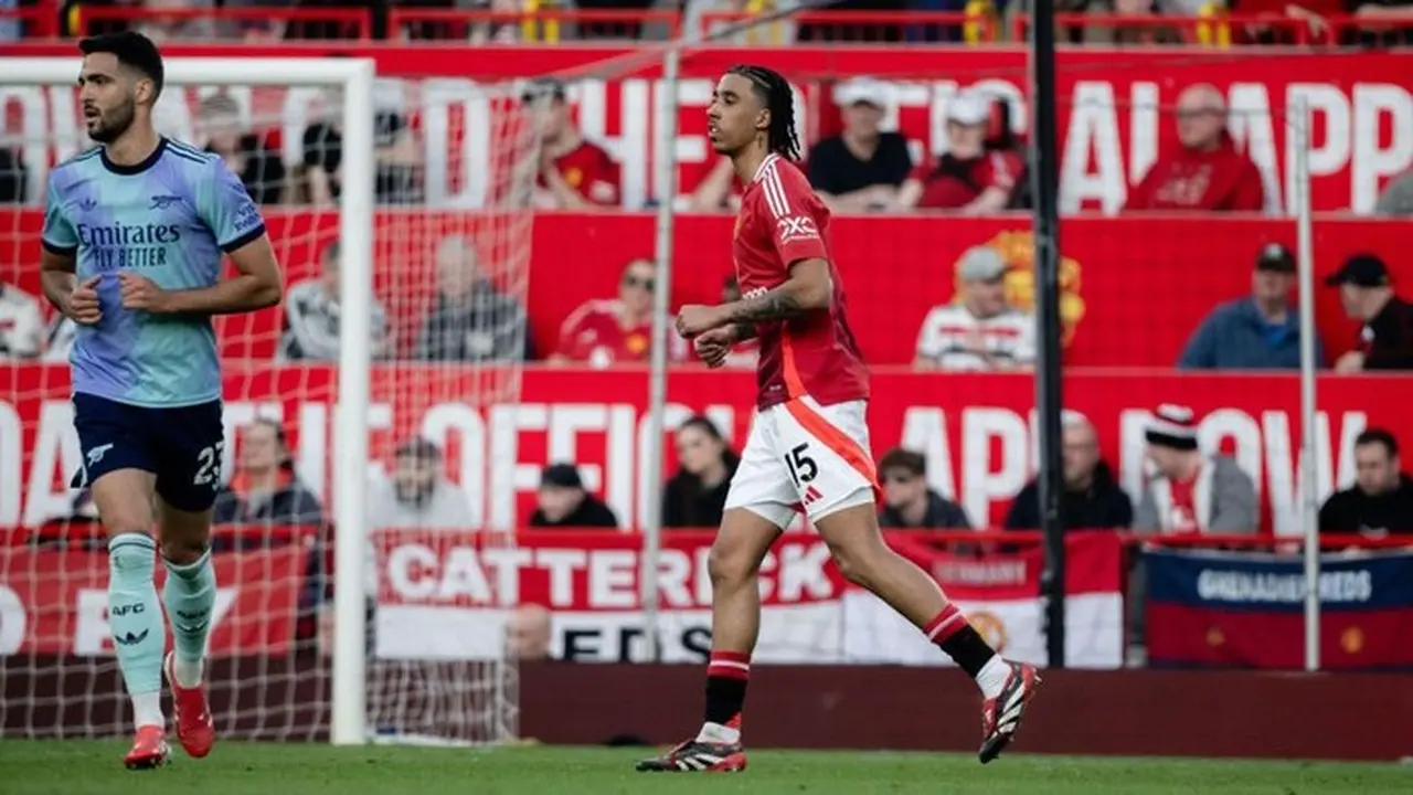 Leny Yoro Antusias Hadapi Bafode Diakite di Laga Manchester United vs Bournemouth Leny Yoro Antusias Hadapi Bafode Diakite di Laga Manchester United vs Bournemouth