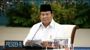 Prabowo: Negara Hadir Tangani Bencana Sumatera, Waspadai Agenda Lain
