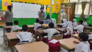 Belajar di SDN Kalibaru Kembali Normal Pasca Mobil MBG Tabrak Siswa, 4 Korban Masih Dirawat