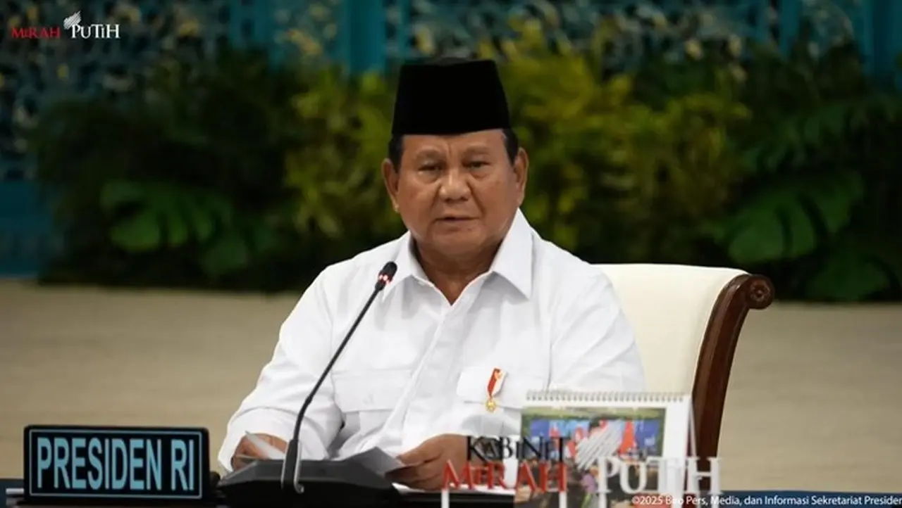 Prabowo Ingatkan Kabinet: Dihujat Tetap Tenang, Kerja Keras untuk Rakyat