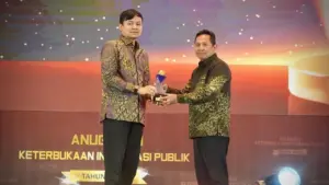 Kemenkop Raih Predikat 10 Besar Badan Publik Informatif dalam Anugerah KIP 2025