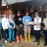Pelayanan Adminduk Korban Banjir Sumbar Tetap Berjalan di Posko Darurat