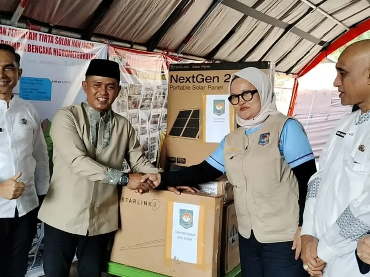 Dukcapil Pastikan Layanan Adminduk Warga Terdampak Bencana di Solok Tetap Berjalan Optimal