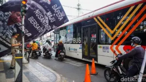 BMKG Jelaskan Penyebab Angin Kencang di Jakarta, Waspada Hingga 21 Desember