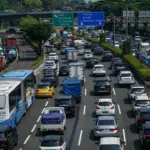 Kepadatan Lalu Lintas Tol Dalam Kota Jakarta Pagi Ini Akibat Kecelakaan dan Volume Kendaraan