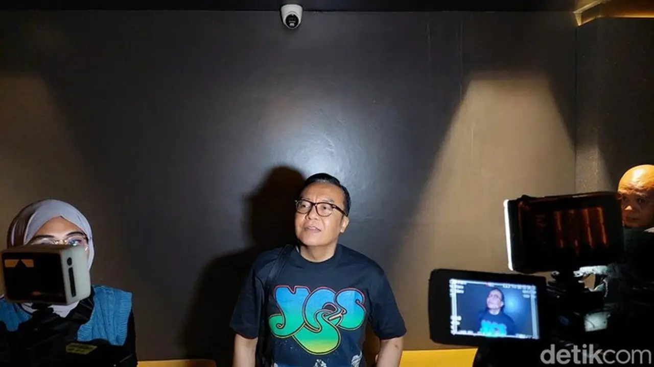 Ari Lasso Buka Suara Soal Kisruh Ade Tya dan Kekasihnya, Dearly Djoshua