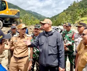 Andre Rosiade Dorong Perbaikan Jalan Bayang-Alahan Panjang Vital via APBN