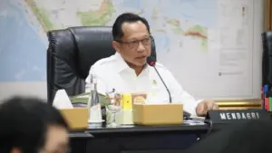 Mendagri Tito Larang Kepala Daerah Keluar Wilayah Hingga 15 Januari 2026