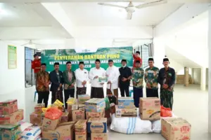 Pj Ketum PBNU Serahkan Bantuan Rp 1 Miliar untuk Korban Bencana Aceh, Salurkan Juga untuk Sumbar dan Sumut