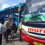 Jelang Nataru 2026, Polres Pandeglang Periksa Kelayakan Angkutan Umum Demi Keselamatan