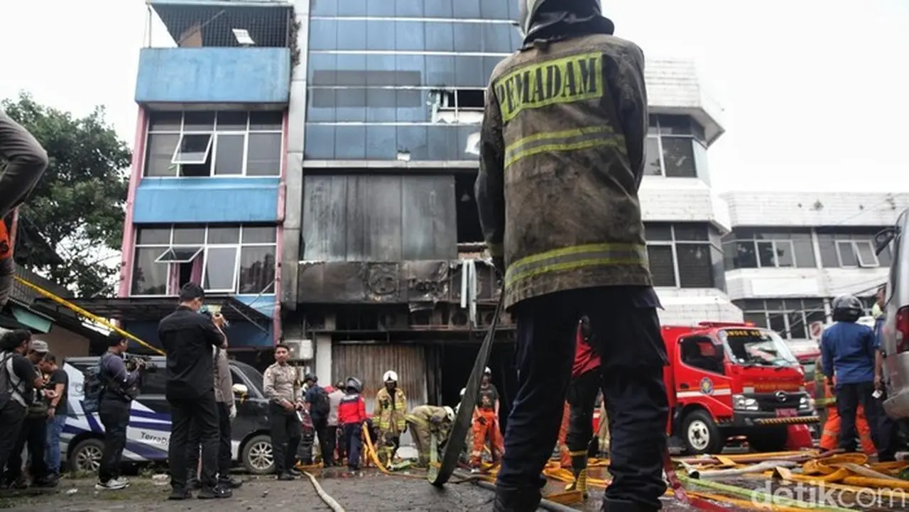 Kebakaran Maut Terra Drone: Polisi Panggil Pemilik Gedung dan Periksa Saksi