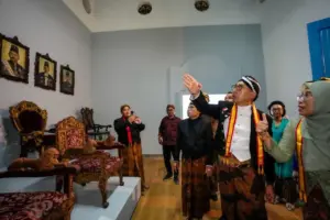 Fadli Zon Resmikan Revitalisasi Panggung Sangga Buwana Surakarta, Nilai Sakral Ditekankan