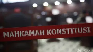 MK Tolak Gugatan UU Tipikor, Minta DPR dan Pemerintah Prioritaskan Revisi Komprehensif Pasal 2 dan 3