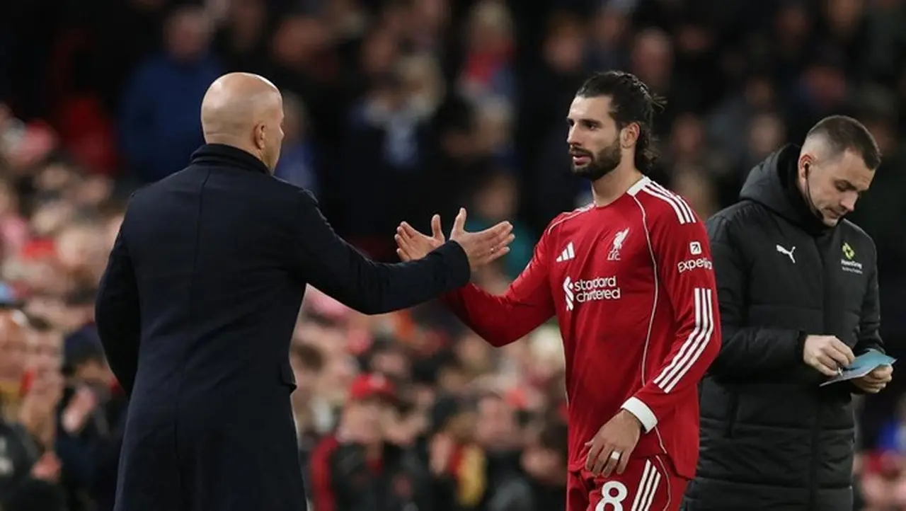 Dominik Szoboszlai Diragukan Tampil Lawan Tottenham Hotspur Akibat Cedera Engkel Dominik Szoboszlai Diragukan Tampil Lawan Tottenham Hotspur Akibat Cedera Engkel