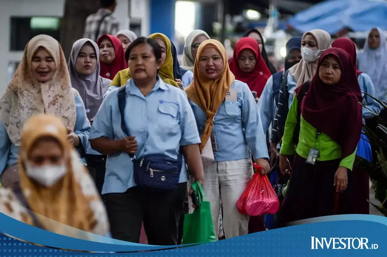 Ekonom Peringatkan: Kenaikan UMP 2026 Berisiko Ciptakan Ilusi Kesejahteraan Pekerja Ekonom Peringatkan: Kenaikan UMP 2026 Berisiko Ciptakan Ilusi Kesejahteraan Pekerja