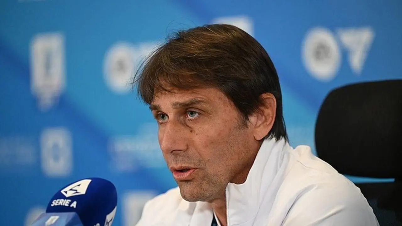 Antonio Conte: “Motivasi Berlipat Napoli Hadapi Milan di Piala Super Italia”