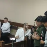 Ammar Zoni Ditegur Hakim di Persidangan Kasus Narkoba Usai Kepergok Ngobrol dengan Adik