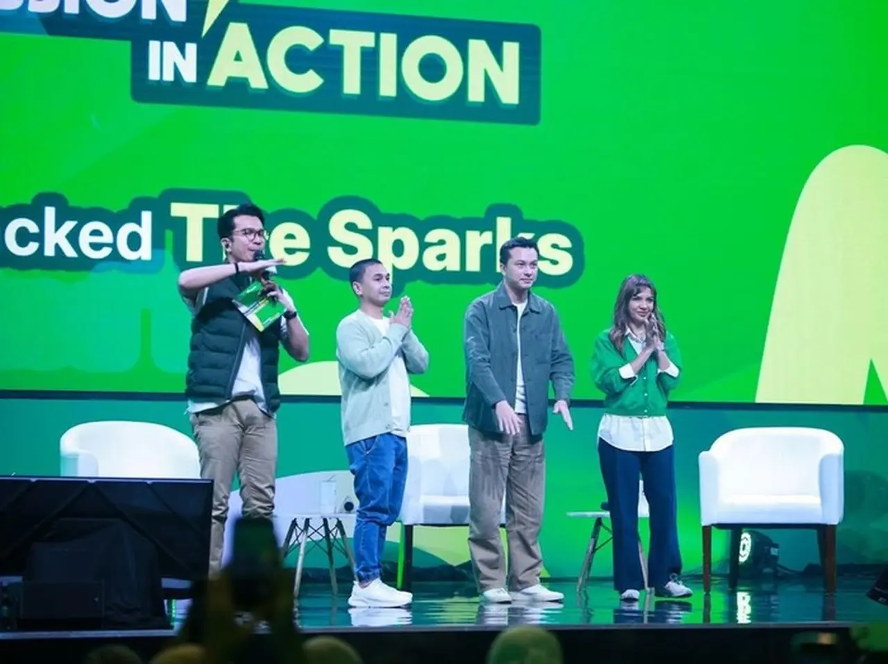 Nicholas Saputra dan Raditya Dika Dorong Generasi Z Ubah Gairah Jadi Aksi Nyata, Hindari Penyesalan