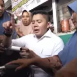 Seskab Teddy Indra Wijaya Serap Langsung Keluhan Ibu-ibu Pengungsi Bencana Agam