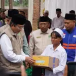 Menteri Agama Salurkan Bantuan ke Ponpes Terdampak Banjir Aceh, Ingatkan Hikmah Musibah