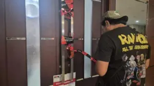 KPK Segel Ruang Kerja Bupati Bekasi Ade Kuswara Kunang Pasca Operasi Tangkap Tangan di Jawa Barat