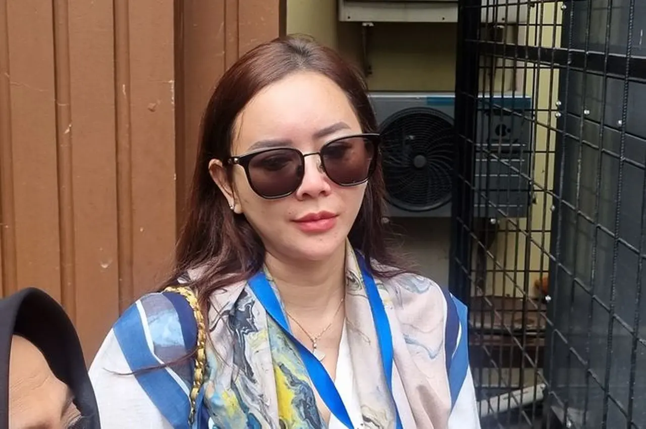 Aura Kasih Urus Perwalian Anak di PA Jaksel, Antisipasi Ribet Urusan Visa ke Eropa